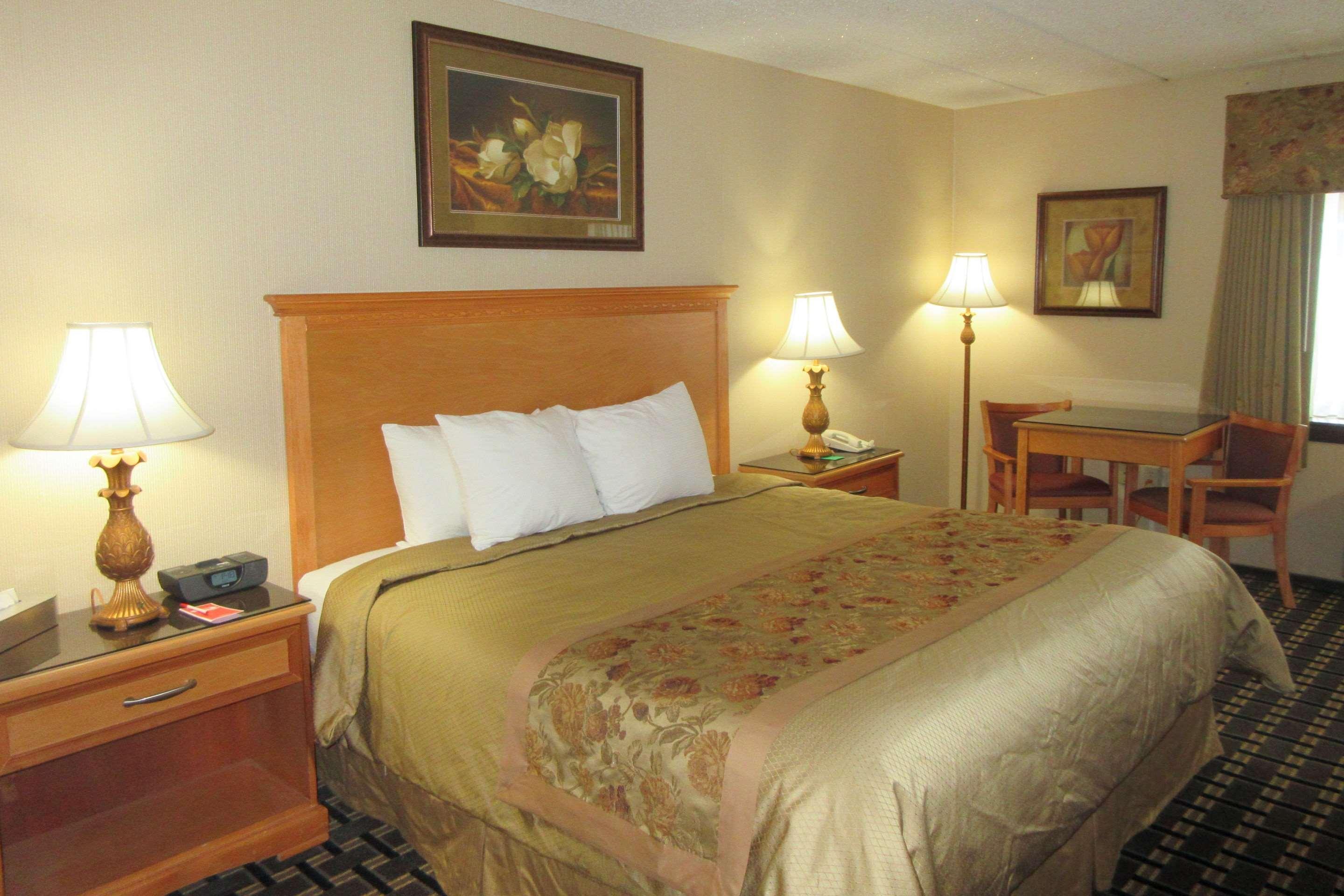 Econo Lodge Quakertown Esterno foto
