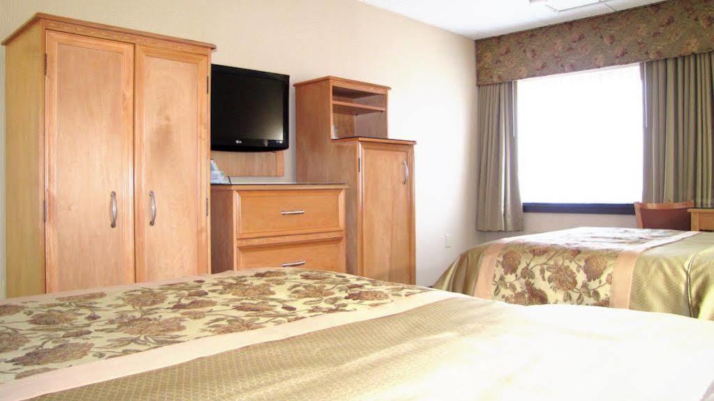 Econo Lodge Quakertown Esterno foto