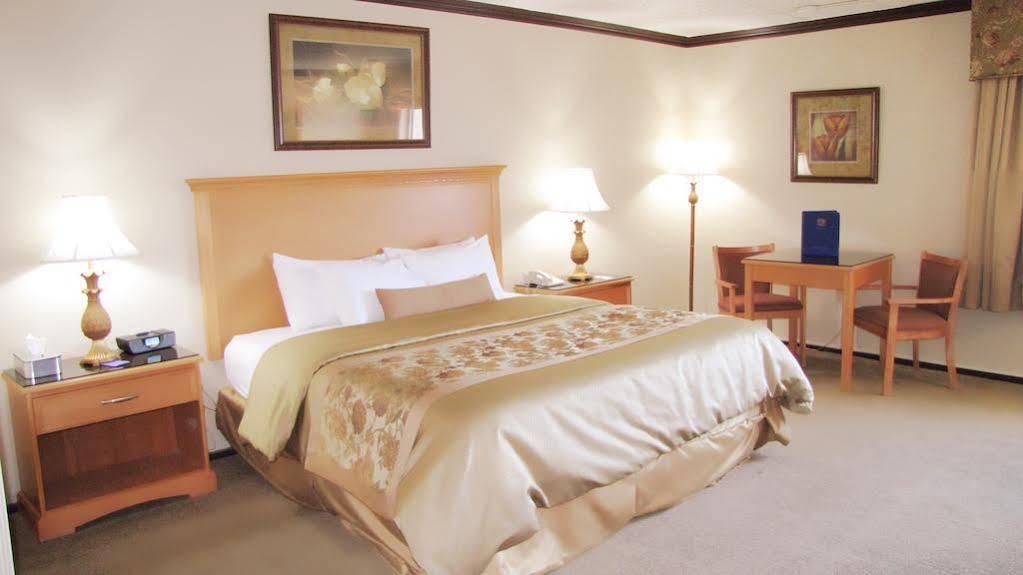 Econo Lodge Quakertown Esterno foto